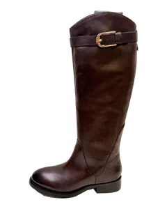 Brauner kniehoher Lederstiefel mit goldfarbener Schnalle