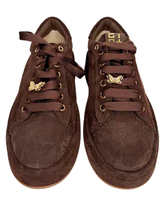 Dunkelbraune Sneaker mit geprägtem Obermaterial und goldfarbenen Schmetterlingsdetails